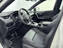Toyota RAV4 2.5 Hybrid Bi-Tone | Panoramadak | Parkeersensoren | Apple Carplay / Android Auto | Stoelverwarming | Keyless | Adaptive Cruise | Clima | Camera | LED | 19 inch