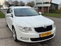 Skoda Superb Combi 1.4 TSI Greentech Ambition Business Line ECC LMV 16"Cruise El. pakket Audio-CD/Navigatie Dealeronderh. Nw Apk!