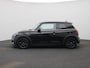MINI Cooper Mini 1.5 Essential | Navigatie | Black pakket | Parkeer sensoren | Airco | Virtual cockpit | Union Jack achterlichten | Bluetooth