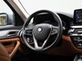 BMW 5-Serie Touring 520i Business Edition Plus | Automaat | LMV | Navigatie | Stoel verwarming | Virtual cockpit | Leder |  Parkeer sensoren | Elec. achterklep | Virtual cockpit | Camera | Climate control | Cruise control | DAB |
