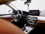 BMW 5-Serie Touring 520i Business Edition Plus | Automaat | Apple CarPlay / Android Auto | LMV | Navigatie | Stoel verwarming | Virtual cockpit | Leder | Parkeer sensoren | Elec. achterklep | Virtual cockpit | Camera | Climate control | Cruise control | DAB |