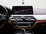 BMW 5-Serie Touring 520i Business Edition Plus | Automaat | Apple CarPlay / Android Auto | LMV | Navigatie | Stoel verwarming | Virtual cockpit | Leder | Parkeer sensoren | Elec. achterklep | Virtual cockpit | Camera | Climate control | Cruise control | DAB |