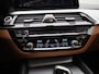 BMW 5-Serie Touring 520i Business Edition Plus | Automaat | LMV | Navigatie | Stoel verwarming | Virtual cockpit | Leder |  Parkeer sensoren | Elec. achterklep | Virtual cockpit | Camera | Climate control | Cruise control | DAB |