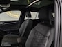 Volkswagen T-Roc 1.5 TSI 3x R-Line Panorama/Black Style/Carplay/ACC/BTW
