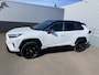Toyota RAV4 2.5 Hybrid AWD Bi-tone edition Parelmoer, navigatie Apple CarPlay/Android Auto, stoelverwarming, draadloze telefoonlader, elektr. achterklep, automaat!
