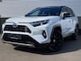 Toyota RAV4 2.5 Hybrid AWD Bi-tone edition Parelmoer, navigatie Apple CarPlay/Android Auto, stoelverwarming, draadloze telefoonlader, elektr. achterklep, automaat!