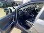 Toyota RAV4 2.5 Hybrid AWD Bi-tone edition Stoelverwarming, navigatie Apple CarPlay/Android Auto, elektr. achterklep, draadloze telefoonlader, adaptieve cruise control, keyless!