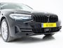 BMW 5-Serie Touring 530e | Leder | Trekhaak | Camera | Adaptive Cruise | Dodehoek | Stoelverwarming | Carplay