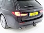 BMW 5-Serie Touring 530e | Leder | Trekhaak | Camera | Adaptive Cruise | Dodehoek | Stoelverwarming | Carplay
