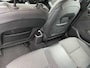Renault Clio 1.0 TCe Intens Nederlandse auto, achteruitrij camera, navigatie, draadloze telefoonlader, keyless entry- & start, parkeersensoren voor- & achter