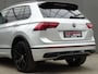 Volkswagen Tiguan 1.4 TSI eHybrid R-Line Business * PANORAMAKDAK * 40 KM ACCU RANGE !!