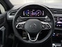 Volkswagen Tiguan 1.4 TSI eHybrid R-Line Business * PANORAMAKDAK * 40 KM ACCU RANGE !!