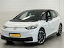 Volkswagen ID.3 First 58 kWh NAVIGATIE | TREKHAAK  | FULL LED | KEYLESS | COMPLETE AUTO!