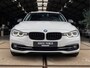 BMW 3-Serie Touring 318i High Executive *Schuif/Kantel | Groot scherm | Stoelverwarming | Clima | Navi | Cruise | LED*
