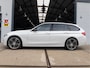 BMW 3-Serie Touring 318i High Executive *Schuif/Kantel | Groot scherm | Stoelverwarming | Clima | Navi | Cruise | LED*