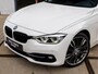 BMW 3-Serie Touring 318i High Executive *Schuif/Kantel | Groot scherm | Stoelverwarming | Clima | Navi | Cruise | LED*