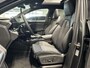Audi Q6 e-tron 83kWh 252pk S Edition · Panoramadak · 360 Camera · Luchtvering · B&O Sound · Head-Up Display · Inklap. Trekhaak · Stuur- & Stoelverwarming · Garantie t/m 11-06-2030 of 100.000km