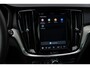 Volvo V60 T6 Plug-in hybrid AWD Ultra Dark | Google | Long Range | Schuif-/Kanteldak | Adaptieve Cruise Control | DAB | Head-Up Display | Camera | Stoelverwarming Voor + Achter | Harman Kardon Audio | Getint Glas | Zitverlenging | Elek. Stoelen | Memory | 19" LM