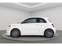 Abarth 500e 42 kWh | 8 Jaar Garantie | Navigatie | Climate Controle | Parkeersensoren | Apple Carplay & Android Auto |