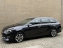 Kia Ceed Sportswagon 1.6 GDI PHEV DynamicPlusLine | Adaptieve cruise | Navigatie | Lane assist | Trekhaak afneembaar | Camera | Climate control | LED | DAB | Keyless entry&start | Apple CarPlay / Android Auto | 16 inch velgen | Elektrische achterklep | Volledig dealeronderhouden | Fabrieksgarantie