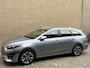 Kia Ceed Sportswagon 1.6 GDI PHEV DynamicLine | Navigatie | Camera | Lane assist | Apple CarPlay / Android Auto | DAB | LED | Keyless entry&start | Climate control | Stoel&stuurverwarming | 16 inch velgen | Volledig dealeronderhouden | Fabrieksgarantie