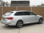 Skoda Superb Combi 1.4 TSI iV Sportline Business Automaat | Trekhaak uitklapbaar | Rondomzicht camera | DAB | Navigatiesysteem groot | LED verlichting | Cruise control adaptief | Canton HiFi | Voorruitverwarming | Stoelverwarming voor+achter