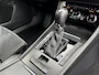 Skoda Superb Combi 1.4 TSI iV Sportline Business Automaat | Trekhaak uitklapbaar | Rondomzicht camera | DAB | Navigatiesysteem groot | LED verlichting | Cruise control adaptief | Canton HiFi | Voorruitverwarming | Stoelverwarming voor+achter