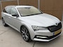 Skoda Superb Combi 1.4 TSI iV Sportline Business Automaat | Trekhaak uitklapbaar | Rondomzicht camera | DAB | Navigatiesysteem groot | LED verlichting | Cruise control adaptief | Canton HiFi | Voorruitverwarming | Stoelverwarming voor+achter