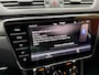 Skoda Superb Combi 1.4 TSI iV Sportline Business Automaat | Trekhaak uitklapbaar | Rondomzicht camera | DAB | Navigatiesysteem groot | LED verlichting | Cruise control adaptief | Canton HiFi | Voorruitverwarming | Stoelverwarming voor+achter