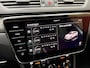 Skoda Superb Combi 1.4 TSI iV Sportline Business Automaat | Trekhaak uitklapbaar | Rondomzicht camera | DAB | Navigatiesysteem groot | LED verlichting | Cruise control adaptief | Canton HiFi | Voorruitverwarming | Stoelverwarming voor+achter