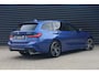 BMW 3-Serie 330e High Executive M Sport / PANO / LEDER / TREKHAAK / 360 CAMERA