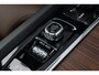 Volvo XC60 2.0 Recharge T6 AWD Leer | Panoramadak | Stoel-/ Stuurverwarming | Apple Carplay / Android Auto