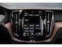 Volvo XC60 2.0 Recharge T6 AWD Leer | Panoramadak | Stoel-/ Stuurverwarming | Apple Carplay / Android Auto