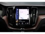 Volvo XC60 2.0 Recharge T6 AWD Leer | Panoramadak | Stoel-/ Stuurverwarming | Apple Carplay / Android Auto