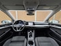 Volkswagen Golf 1.0 TSI Life Business Stoel- en stuurverwarming | LED verlichting | Adaptieve cruise control | Climate control | Navigatiesysteem | Ergoactive bestuurdersstoel | DAB | Parkeersensoren voor en achter