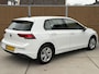 Volkswagen Golf 1.0 TSI Life Business Stoel- en stuurverwarming | LED verlichting | Adaptieve cruise control | Climate control | Navigatiesysteem | Ergoactive bestuurdersstoel | DAB | Parkeersensoren voor en achter