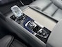 Volvo XC90 2.0 T8 Plug-in hybrid AWD Ultra Dark 455pk Luchtvering / Bowers Wilkins / Trekhaak / Massage Stoelen