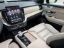 Volvo XC90 2.0 T8 Plug-in hybrid AWD Ultra Dark 455pk Luchtvering / Bowers Wilkins / Trekhaak / Massage Stoelen