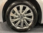 Mazda 2 Hybrid 1.5 Select Automaat 116PK Panodak DAB+ Apple CarPlay Camera PDC All Season banden