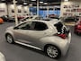 Mazda 2 Hybrid 1.5 Select Automaat 116PK Panodak DAB+ Apple CarPlay Camera PDC All Season banden