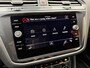 Volkswagen Tiguan Allspace 1.5 TSI Highline Business R 7p.| Leren bekleding | Stoelverwarming | LED verlichting | Panoramadak | Adaptieve cruise control | Stoelverwarming | Sportonderstel | Achteruitrijcamera