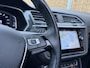 Volkswagen Tiguan Allspace 1.5 TSI Highline Business R 7p.| Leren bekleding | Stoelverwarming | LED verlichting | Panoramadak | Adaptieve cruise control | Stoelverwarming | Sportonderstel | Achteruitrijcamera