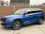 Skoda Kodiaq 1.5 TSI Sportline Business Automaat | Grootscherm navigatiesysteem | Adaptieve cruise control | Voorruitverwarming | Stoelverwarming voor en achter | Canton HiFi | Keyless | Achteruitrijcamera | Parkeersensoren voor en achter