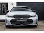 BMW 3-Serie Touring 330e xDrive M stoel Pano H&K HUD Carbon
