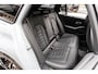 BMW 3-Serie Touring 330e xDrive M stoel Pano H&K HUD Carbon
