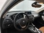 BMW 1-Serie 118i High Executive (GROOT-NAVIGATIE, LEDER, STOELVERWARMING, PARKEERSENSOREN, DEALER ONDERHOUDEN)