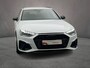 Audi A4 Avant 40 TFSI S edition Competition | ACC | Full-led | Optiek zwart | Audi sound | Achteruitrijcamera | Tour |
