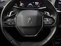 Peugeot 2008 130PK Allure | 1ste eigenaar |  AppleCarPlay/AndroidAuto | Adaptive Cruise Control | Camera | Climate Control | LED lampen | Navigatie | AUTOMAAT | 17"LMV | Privacy Glass | Isofix | Parkeersensoren |