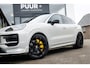 Porsche Cayenne Coupé 4.0 Turbo E-Hybrid Cashmere Beige [2e PAASDAG OPEN] Techart - Passenger Display - Trekhaak