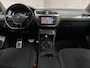 Volkswagen Tiguan 1.5 TSI ACT Highline 150Pk Automaat (PANORAMADAK, GROOT NAVI, CLIMATE, STOELVERWARMING, SPORTSTOELEN, PARKEERSENSOREN, ADAPTIVE CRUISE, NIEUWSTAAT)
